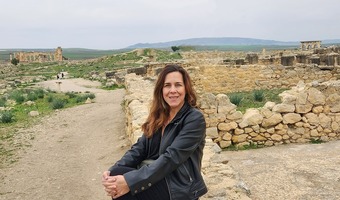 Leslie Farrell