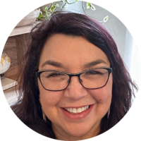 Karen Nelmes